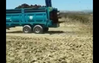 تریلی کودپاش دامی-شرکت جاوید کشت لیزری-Livestock fertilizer trailer