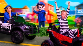 برنامه کودک کیندر / بچه ها با ماشین های پلیس از شهر محافظت می کنند