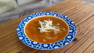 آموزش آشپزی / نواب ابراهیمی سوپ کلم‌پیچ با پوره گوجه / با این سوپ سوپرایزتون میکنه 